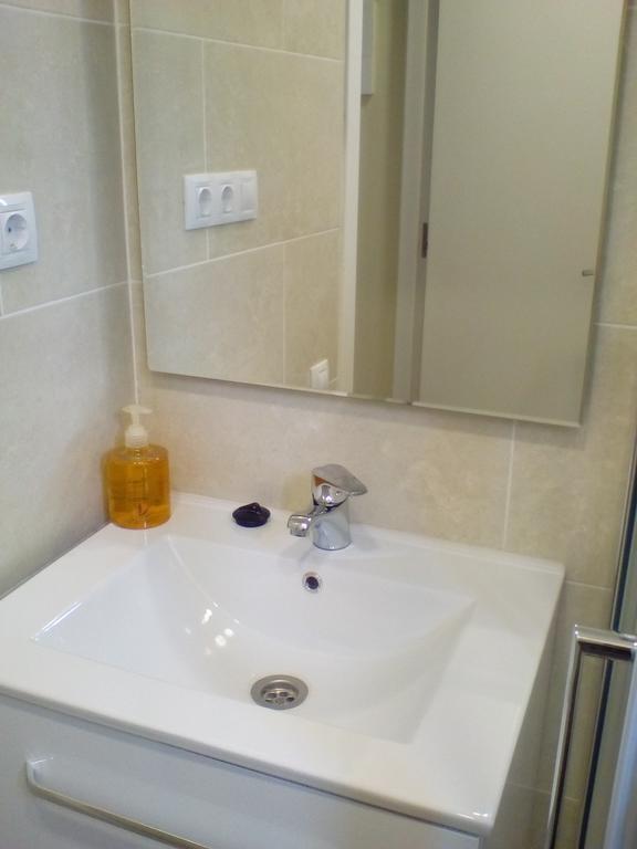 Castel Apartments Hospitalet de Llobregat Kültér fotó